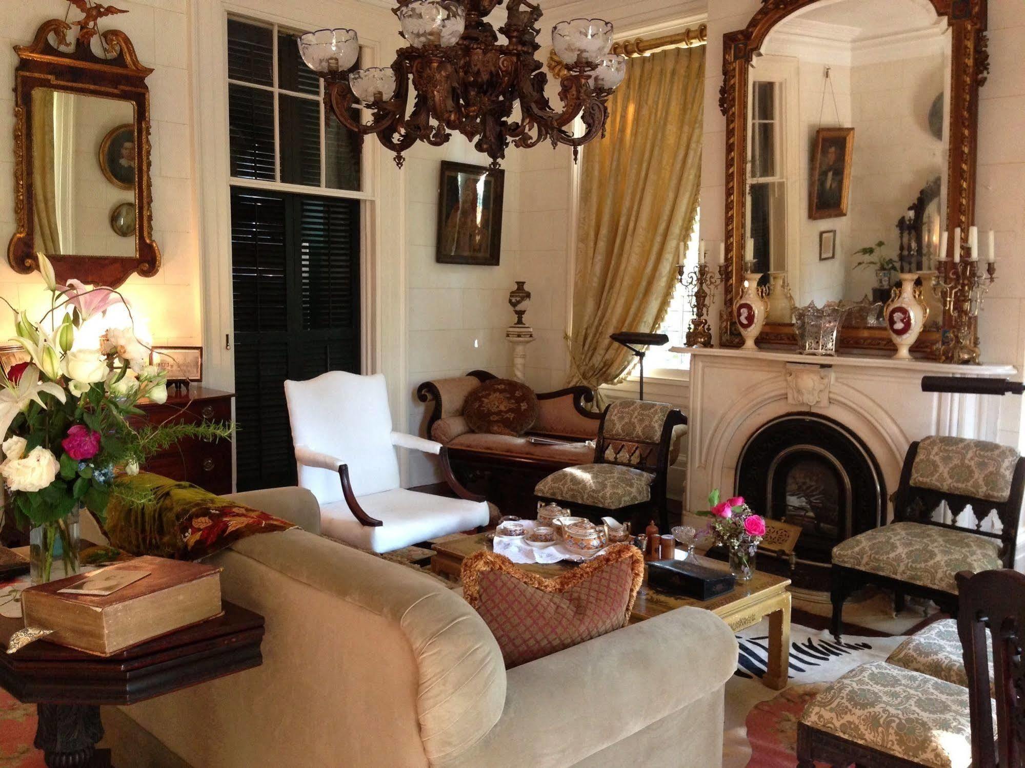 The Elms Bed And Breakfast Natchez Exterior photo