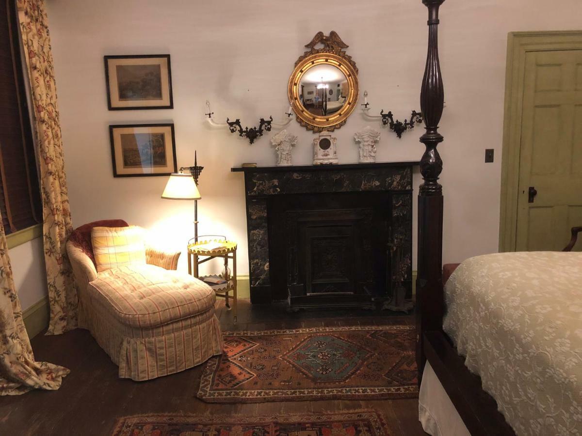 The Elms Bed And Breakfast Natchez Room photo