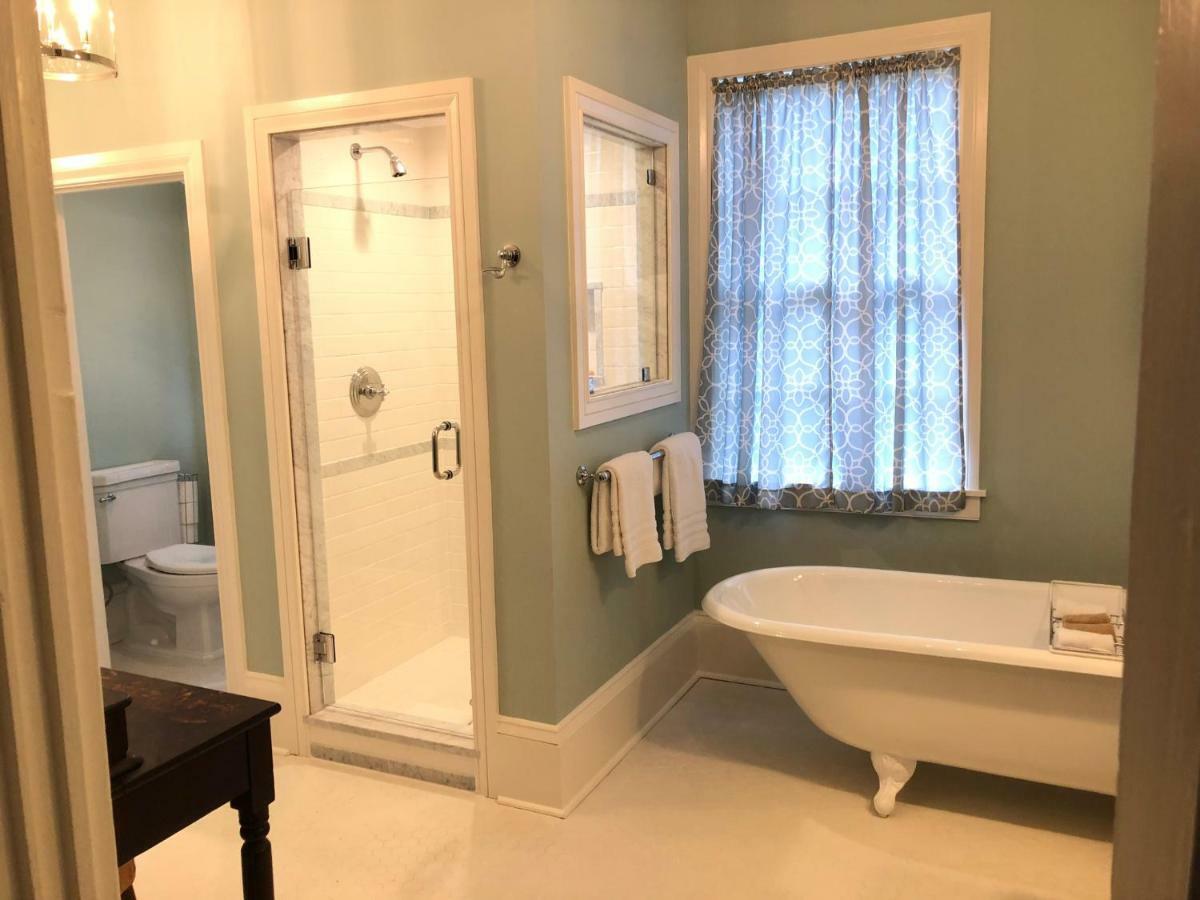 The Elms Bed And Breakfast Natchez Room photo